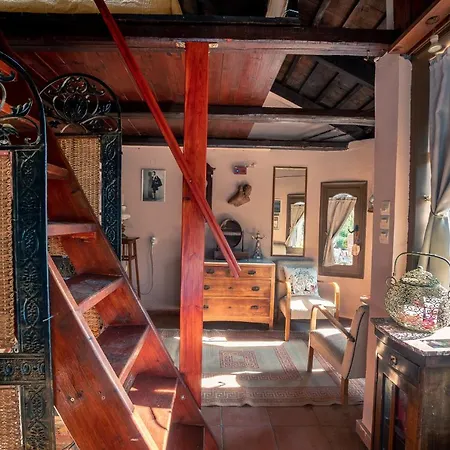 Rustic Retreat Ferienhaus