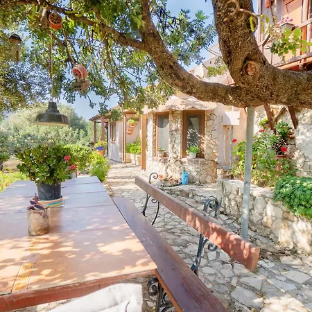 Rustic Retreat *
